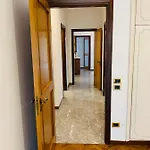 Spazioso In Centro Citta Σαν Μπενεντέτο ντελ Τρόντο