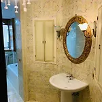 Spazioso In Centro Citta Διαμέρισμα *