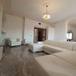 Spazioso In Centro Citta