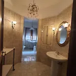 Spazioso In Centro Citta *