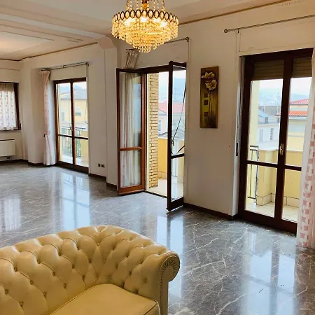 Spazioso In Centro Citta *