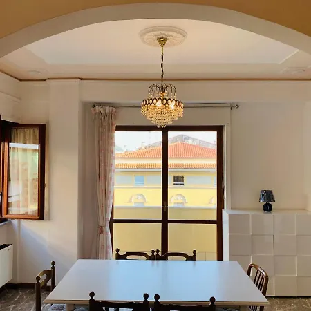 Spazioso In Centro Citta Appartement